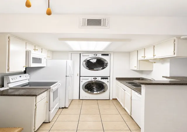 Homes for sale in Dallas, TX | 7152 Fair Oaks Ave #2087, Dallas, TX 75231 | MLS# 21204087