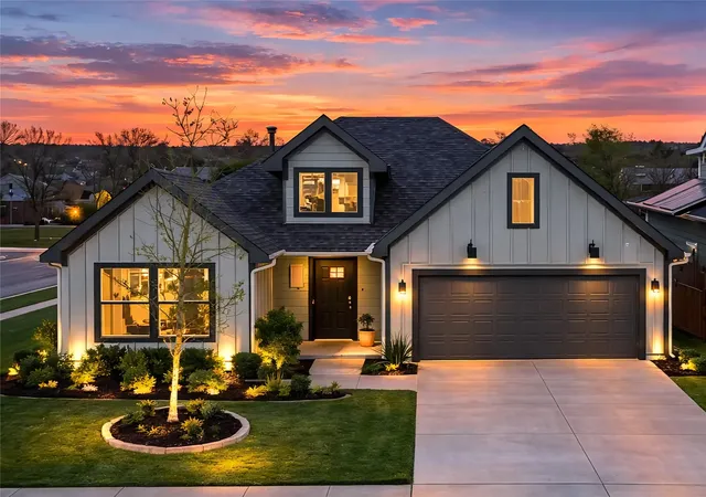Photo 1 of Single family home for sale at 11401 Headwater Ct, Aubrey, TX 76227 | MLS# 21204187 | Listing updated on 2026-07-22