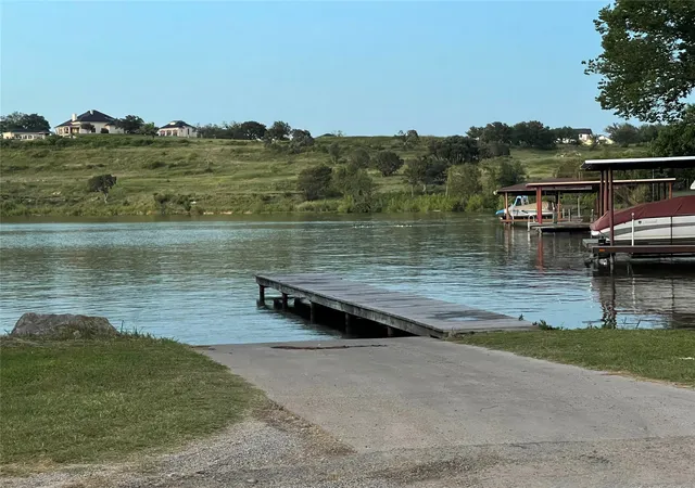 Homes for sale in Granbury, TX | 2813 Catfish Ct, Granbury, TX 76048 | MLS# 21203939