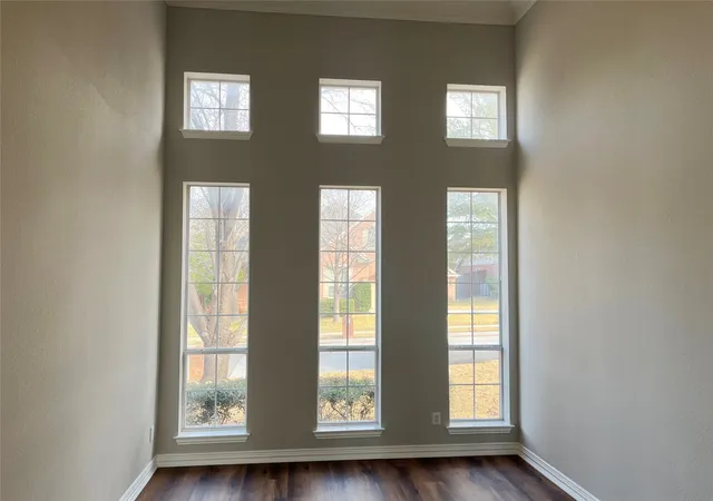 Photo 3 of Sale Pending at 135 Whitney Dr, Lake Dallas, TX 75065 | MLS# 21204180 | Listing updated on 2026-08-26