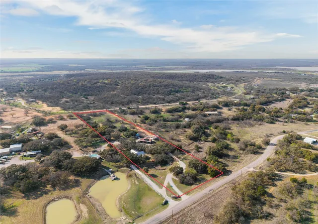 Photo 3 of Single family home for sale at 7005 County Road 551, Brownwood, TX 76801 | MLS# 21202491 | Listing updated on 2026-09-22