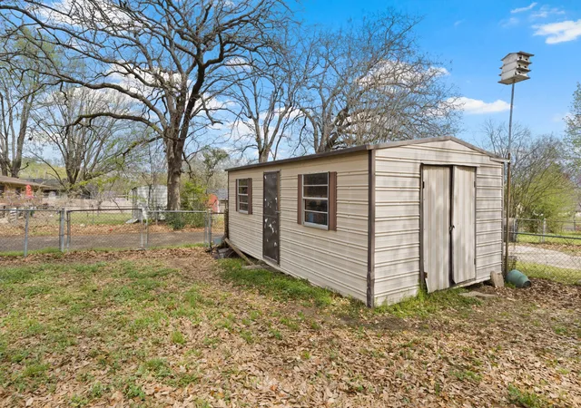 Homes for sale in Mount Pleasant, TX | 401 Hickory, Mount Pleasant, TX 75455 | MLS# 21204551