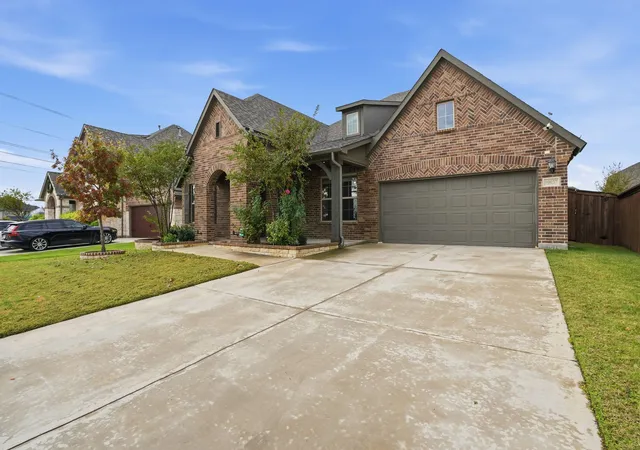 2nd image of 10037 Lakemont Dr, Fort Worth, TX 76131 | MLS# 21204591