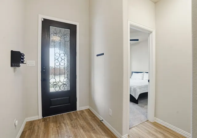 3rd image of 10037 Lakemont Dr, Fort Worth, TX 76131 | MLS# 21204591