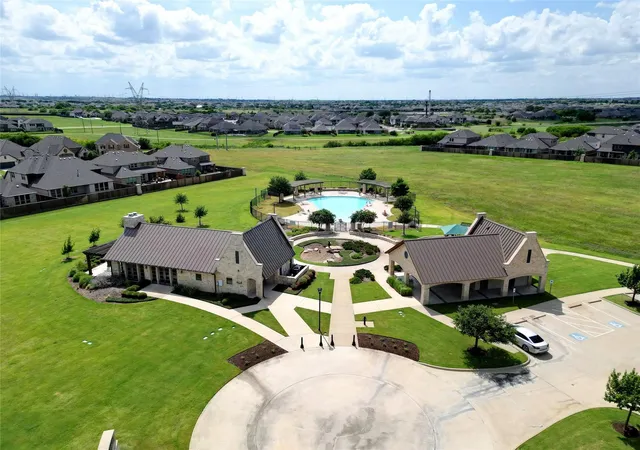 40th image of 10037 Lakemont Dr, Fort Worth, TX 76131 | MLS# 21204591