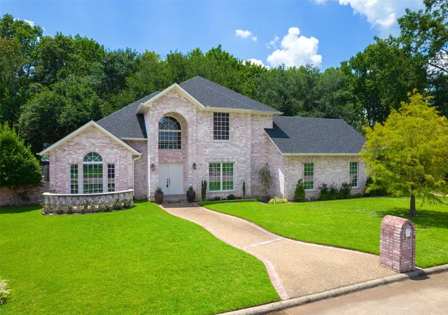 Homes for sale in Mount Pleasant, TX | 209 Turnberry Cir, Mount Pleasant, TX 75455 | MLS# 21189567