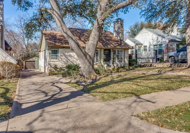 3rd image of 3244 Odessa Ave, Fort Worth, TX 76109 | MLS# 21204527