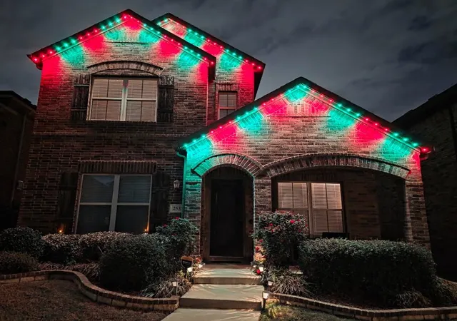 Photo 2 of Single family home for sale at 2533 Westbank Trl, Garland, TX 75042 | MLS# 21199294 | Listing updated on 2026-08-27