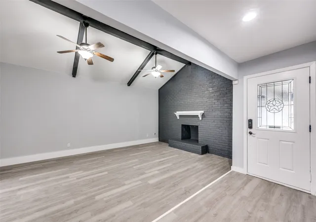 Photo 2 of Single family home for sale at 2006 Elmridge Dr, Arlington, TX 76012 | MLS# 21204861 | Listing updated on 2026-09-17