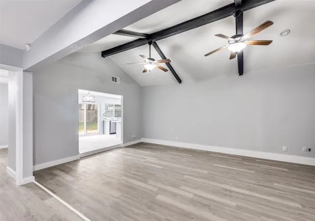 Photo 3 of Single family home for sale at 2006 Elmridge Dr, Arlington, TX 76012 | MLS# 21204861 | Listing updated on 2026-09-17