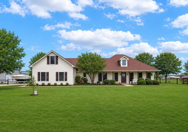 1st image of 108 High Meadows Ct, Decatur, TX 76234 | MLS# 21203309