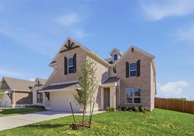 Photo 3 of Sale Pending at 3500 Helena St, Gainesville, TX 76240 | MLS# 21202061 | Listing updated on 2026-08-17