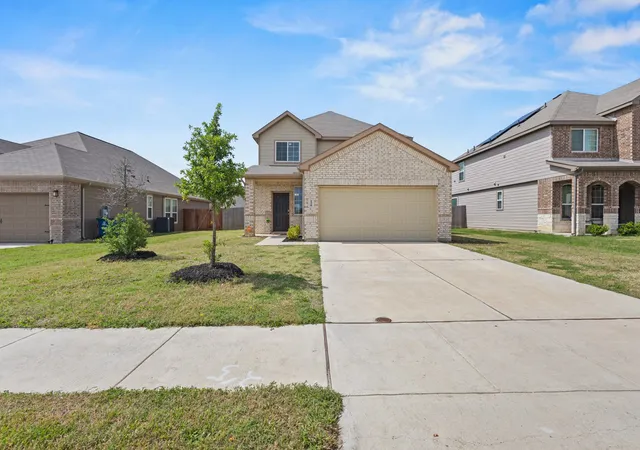Homes for sale in De Soto, TX | 1329 Wentwood Dr, De Soto, TX 75115 | MLS# 21205076