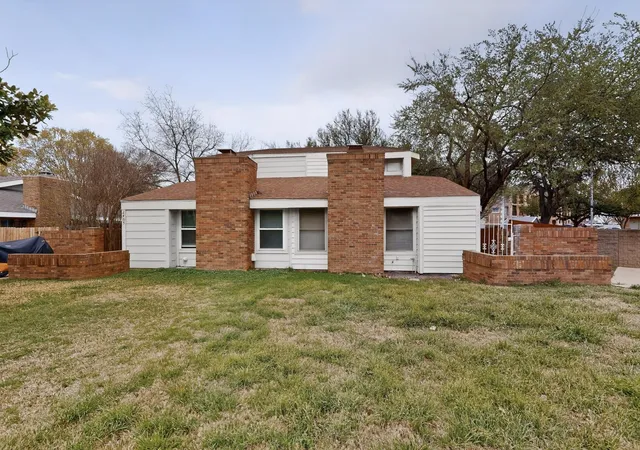 Photo 2 of Sale Pending at 2407 Mustang Ct, Lewisville, TX 75067 | MLS# 21171299 | Listing updated on 2026-07-18