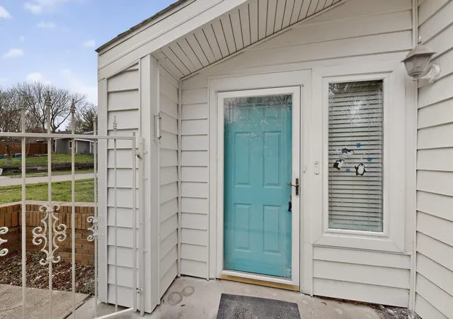 Photo 3 of Sale Pending at 2407 Mustang Ct, Lewisville, TX 75067 | MLS# 21171299 | Listing updated on 2026-07-18