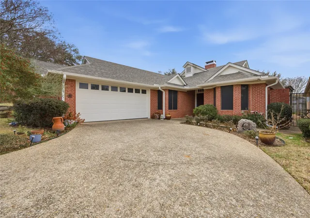 Homes for sale in Athens, TX | 820 Torribrooke Ln, Athens, TX 75751 | MLS# 21205384
