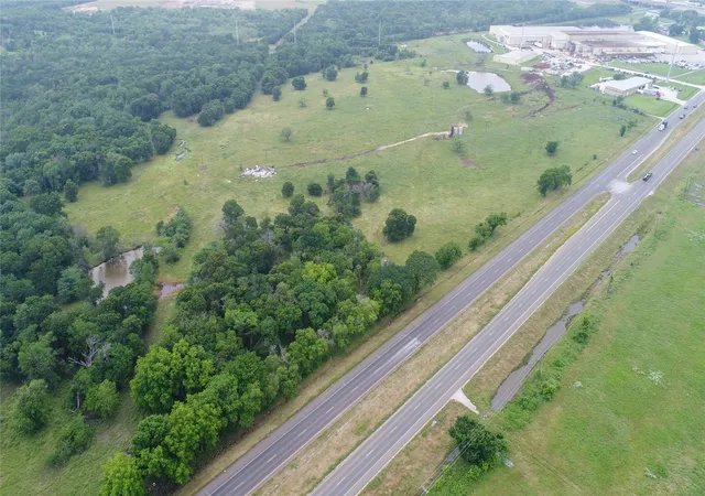 Photo 3 of Land for sale at 2170 E State Hwy 31, Corsicana, TX 75109 | MLS# 21205418 | Listing updated on 2026-09-03
