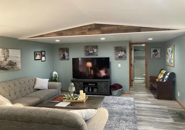 Photo 4 of Manufactured home for sale at 248 -Shaffer Rd, Denison, TX 75021 | MLS# 21205249 | Listing updated on 2026-10-05