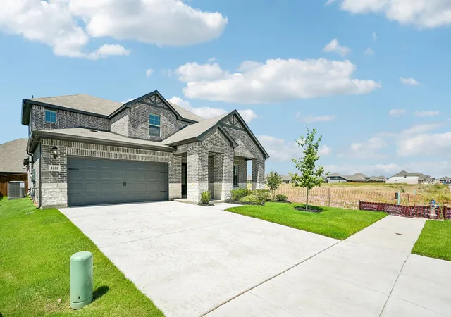 Photo 1 of Single family home for sale at 4208 Palestine Dr, Farmersville, TX 75442 | MLS# 21204742 | Listing updated on 2026-08-28