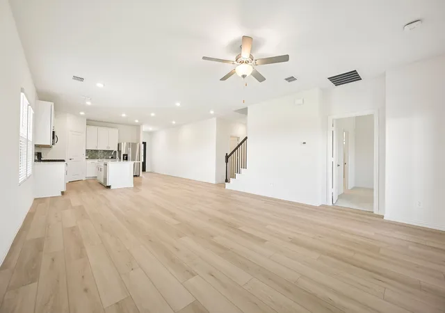Photo 3 of Single family home for sale at 4208 Palestine Dr, Farmersville, TX 75442 | MLS# 21204742 | Listing updated on 2026-08-28