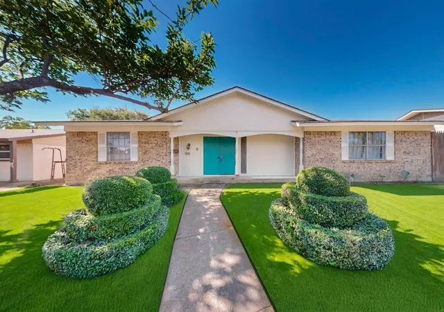 Homes for sale in Garland, TX | 3714 Burning Tree Ln, Garland, TX 75042 | MLS# 21205578
