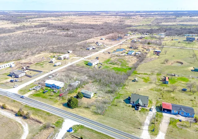 Photo 3 of Single family home for sale at 6830 Fm 2114, Hubbard, TX 76648 | MLS# 21205842 | Listing updated on 2026-07-09