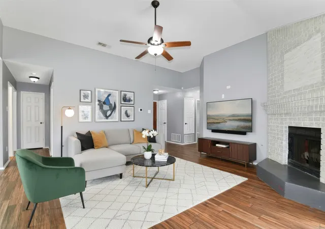 Photo 1 of Single family home for sale at 920 Micarta Dr, Mesquite, TX 75181 | MLS# 21205922 | Listing updated on 2026-08-04