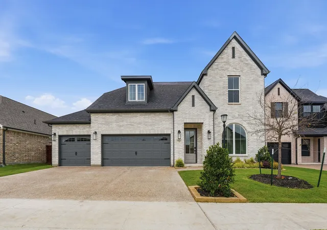 1st image of 2004 Blue Moon Bay, Mesquite, TX 75181 | MLS# 21206172