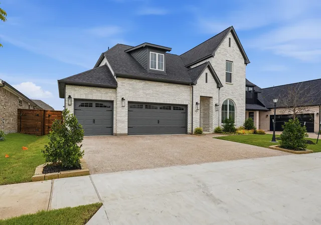 2nd image of 2004 Blue Moon Bay, Mesquite, TX 75181 | MLS# 21206172