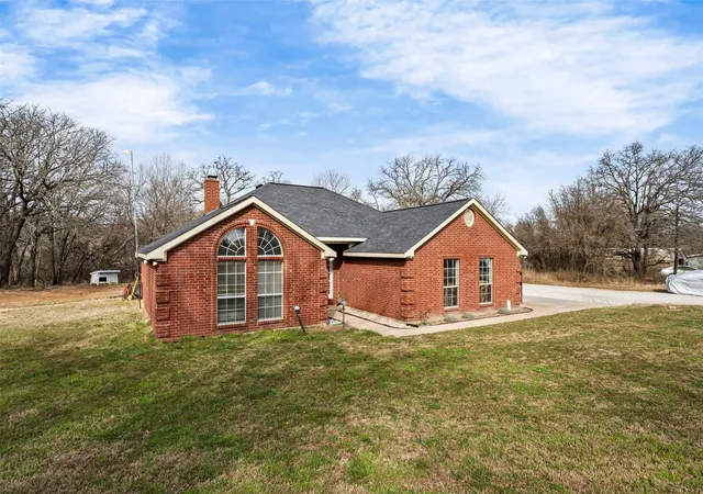 2nd image of 7698 Fm 920, Poolville, TX 76487 | MLS# 21126725