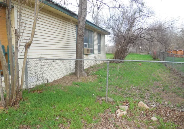 Homes for sale in Ranger, TX | 910 Sinclair St, Ranger, TX 76470 | MLS# 21206974