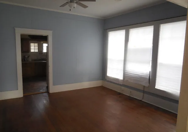 Homes for sale in Ranger, TX | 910 Sinclair St, Ranger, TX 76470 | MLS# 21206974