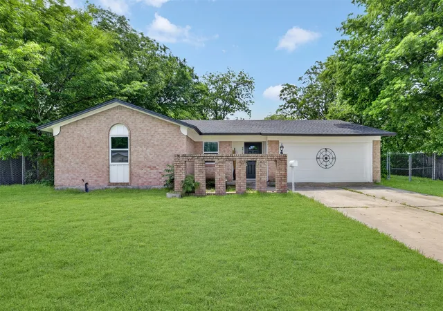Photo 1 of Single family home for sale at 6412 Embassy Dr, Forest Hill, TX 76119 | MLS# 21207077 | Listing updated on 2026-09-01