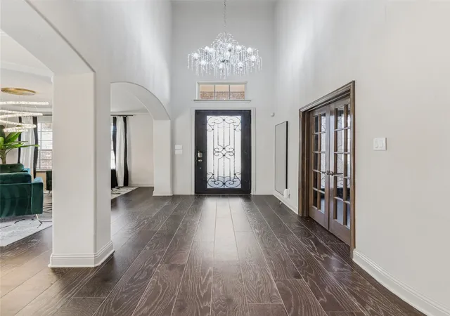 Photo 3 of Sale Pending at 4005 Barlow Ct, Mansfield, TX 76063 | MLS# 21184871 | Listing updated on 2026-07-19
