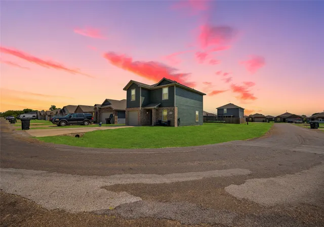 Homes for sale in Mabank, TX | 452 Bobbie St, Mabank, TX 75147 | MLS# 21206209