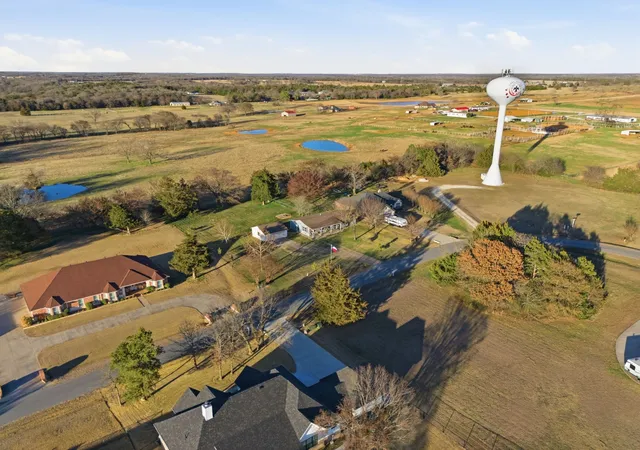Photo 4 of Sale Pending at Lot 1201 Mohave Dr E, Gainesville, TX 76240 | MLS# 21206830 | Listing updated on 2026-09-17