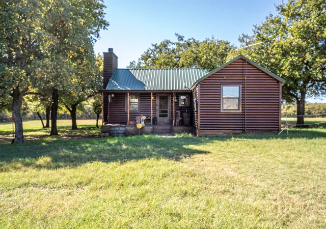 Homes for sale in Covington, TX | 1293 Hcr 1425, Covington, TX 76636 | MLS# 21207168