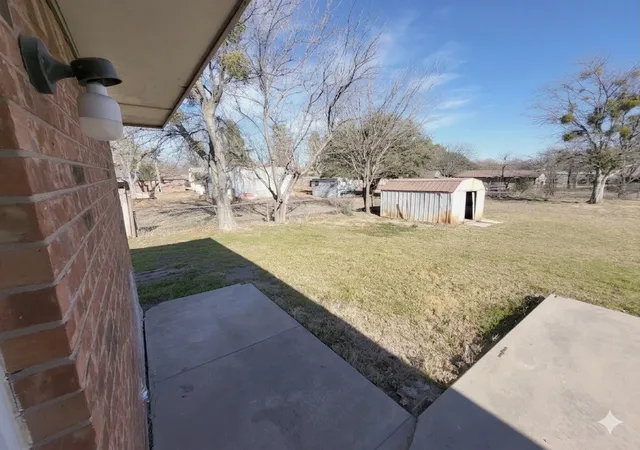 Homes for sale in Chico, TX | 305 Sierra Vista Dr, Chico, TX 76431 | MLS# 21198627
