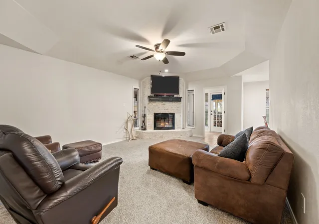 Photo 1 of Sale Pending at 139 Runaway Bay Dr, Runaway Bay, TX 76426 | MLS# 21200490 | Listing updated on 2026-08-20