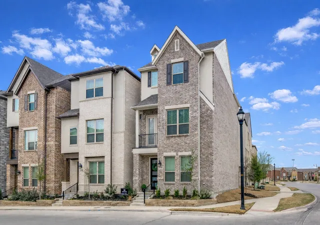 1st image of 2204 Maverick Wy, Mesquite, TX 75149 | MLS# 21207124
