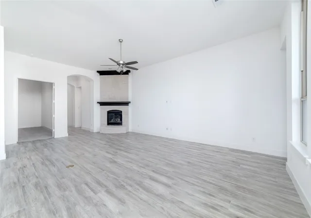 Photo 4 of Single family home for sale at 1999 Frediano Ln, Rockwall, TX | MLS# 21207341 | Listing updated on 2026-08-19