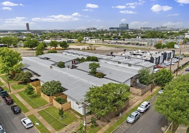 2nd image of 2627 Douglas Ave, Dallas, TX 75219