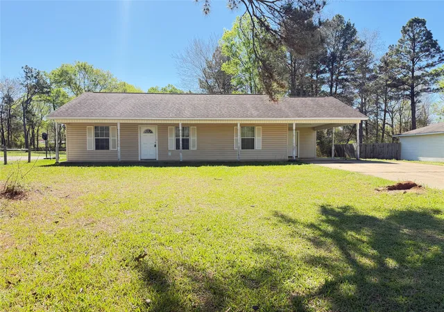Photo 1 of Single family home for sale at 2502 Davisville Rd, Lufkin, TX 75901 | MLS# 21207420 | Listing updated on 2026-07-27
