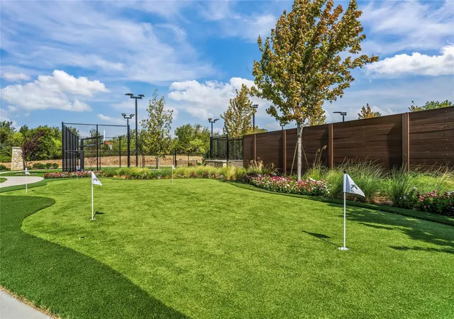Photo 4 of Single family home for sale at 9816 Loire Valley Trl, Fort Worth, TX 76126 | MLS# 21206961 | Listing updated on 2026-10-01
