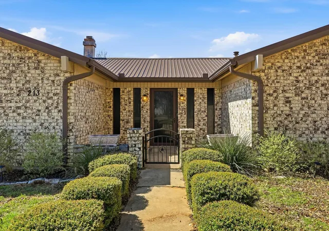 Photo 3 of Sale Pending at 213 County Road 805a, Cleburne, TX 76031 | MLS# 21202936 | Listing updated on 2026-08-04