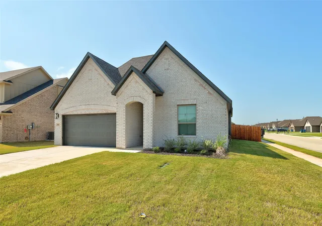 Homes for sale in Nevada, TX | 500 Murray Ct, Nevada, TX 75173 | MLS# 21204244