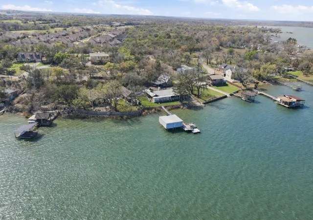 Photo 4 of Single family home for sale at 2404 Indian Cove St, Fort Worth, TX 76108 | MLS# 21204048 | Listing updated on 2026-07-06