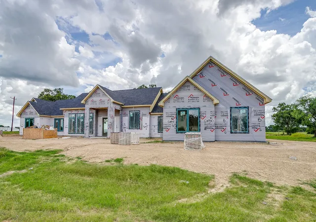 Homes for sale in Lipan, TX | 657 S Sugartree Dr, Lipan, TX 76462 | MLS# 21187243