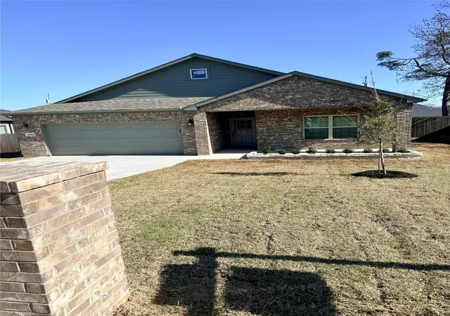 Homes for sale in Bowie, TX | 1403 Jefferson St, Bowie, TX 76230 | MLS# 21132963