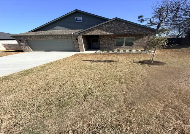 Homes for sale in Bowie, TX | 1403 Jefferson St, Bowie, TX 76230 | MLS# 21132963